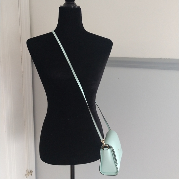 Kate Spade crossbody purse - Picture 3 of 11